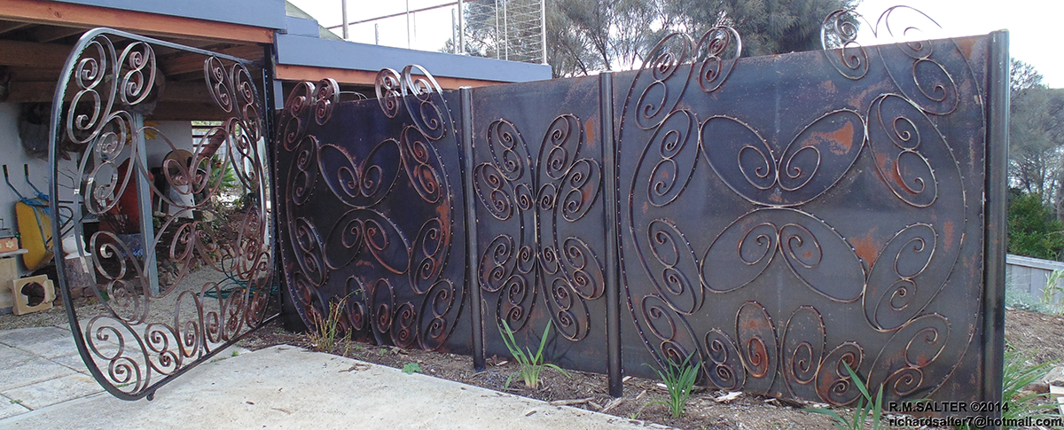 Blackmans Bay gate and fence project